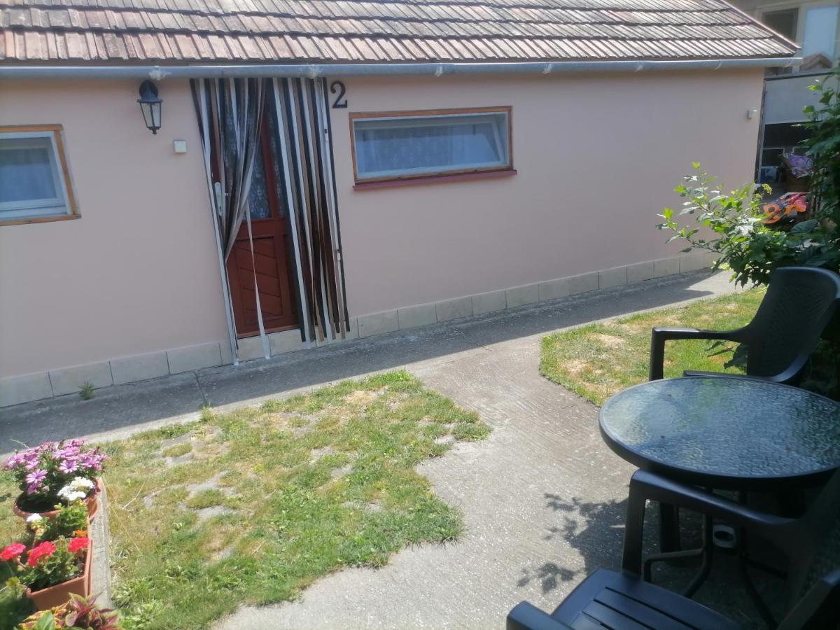Hotel Ubytovanie Harmony House Veľký Meder Exterior foto